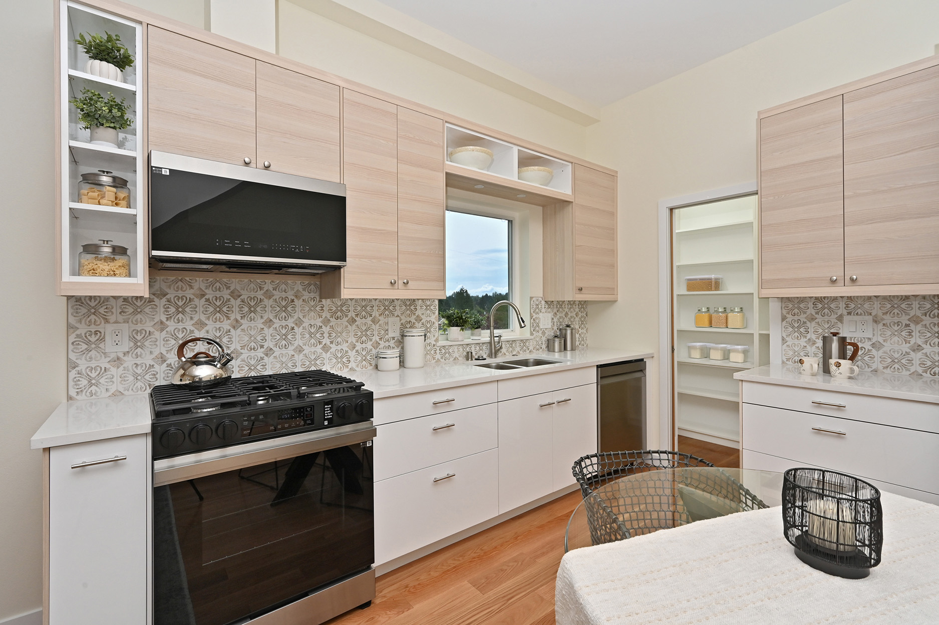 Pantry Walk-in pantries offer more storage options than upper cabinets.
